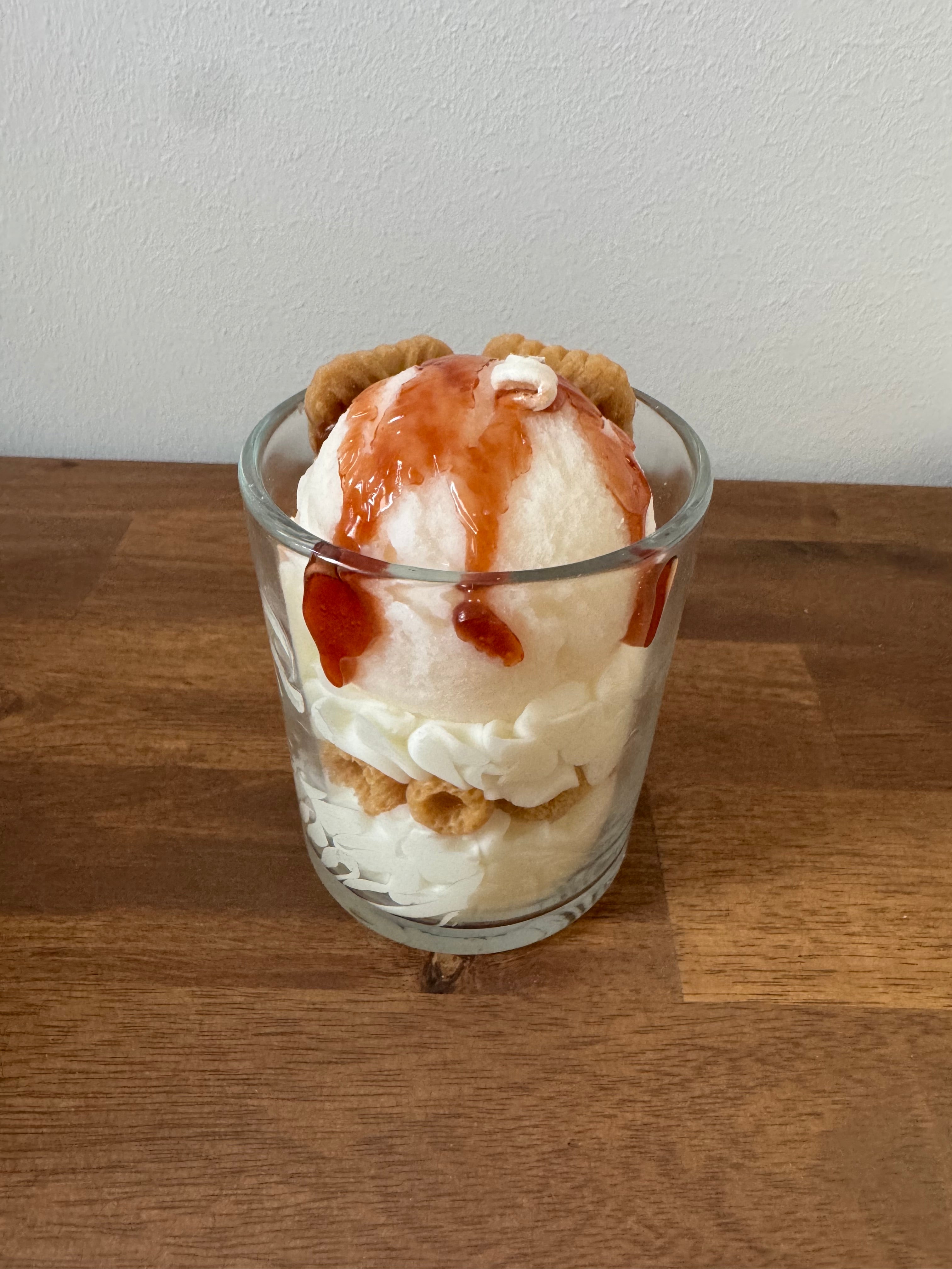 Duftkerze "Karamell-Keks-Traum" – Vanille, Karamell & Lotuskeks-Deko